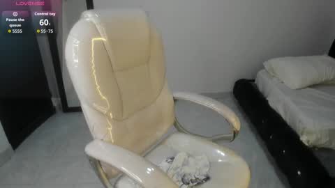 Ailyn online show from 11.09.25