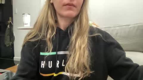 Aile online show from 01.15.25