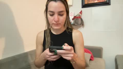 Aile online show from 01.24.25