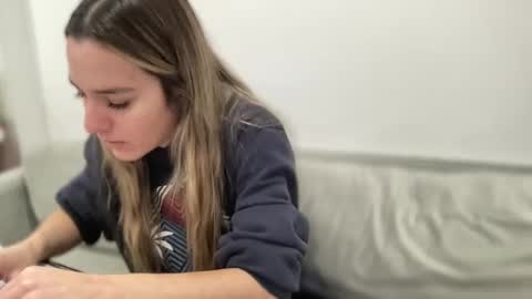 Aile online show from 01.29.25