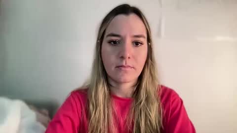 Aile online show from 02.14.25