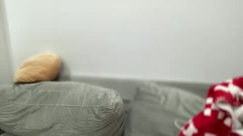 Aile online show from 02.21.25