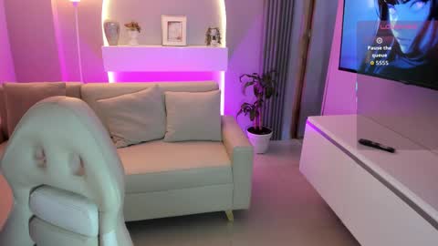 Snapshot of ailee_naughty chatting on 02.24.26 online show from 02.24.26