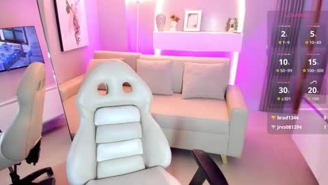 Snapshot of ailee_naughty chatting on 03.11.26 online show from 03.11.26