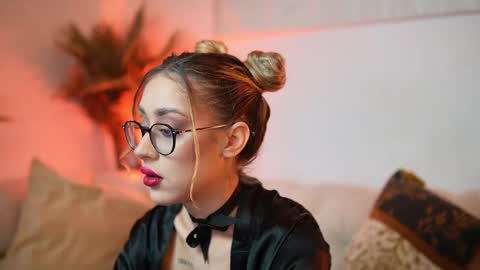  Aileen  online show from 12.21.25