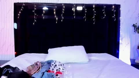 Snapshot of ailynblaze_ chatting on 02.05.26 Ailyn Blaze online show from 02.05.26