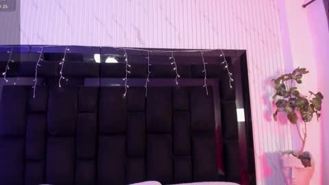 Snapshot of ailynblaze_ chatting on 03.13.26 Ailyn Blaze online show from 03.13.26