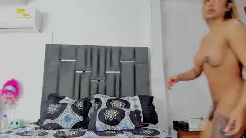 Snapshot of ailynts chatting on 03.22.26 ailynosorio2 onlyfans online show from 03.22.26