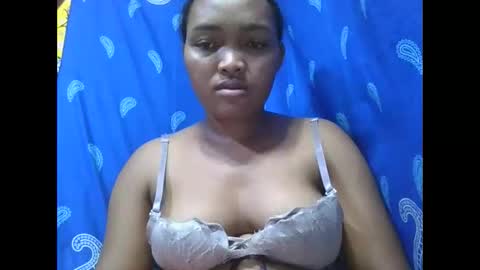 Snapshot of aimealdy chatting on 11.20.25 aimealdy online show from 11.20.25