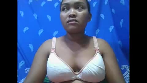 Snapshot of aimealdy chatting on 12.21.25 aimealdy online show from 12.21.25