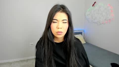 Snapshot of ainel_kim chatting on 05.24.26 Ainel online show from 05.24.26