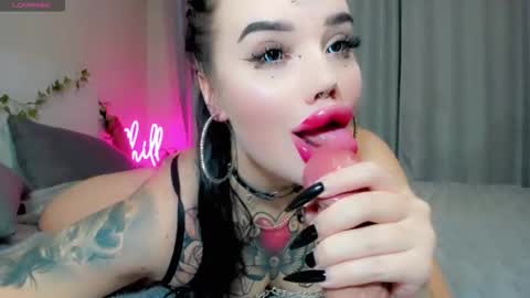 Aira online show from 11.01.25