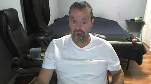 Daddy online show from 11.30.25