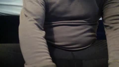 Snapshot of airier chatting on 12.04.25 airier online show from 12.04.25