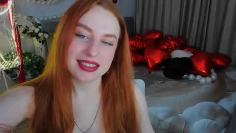 Snapshot of airysilhouette chatting on 02.19.26 Louise online show from 02.19.26