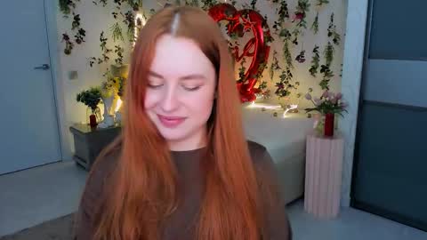 Snapshot of airysilhouette chatting on 02.21.26 Louise online show from 02.21.26