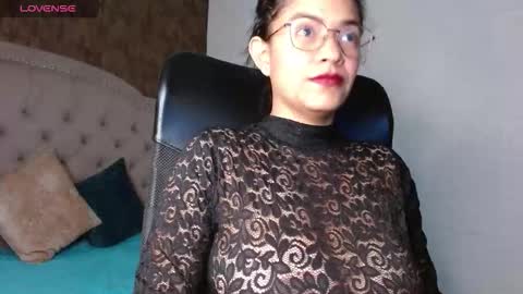 aisha__cambell online show from 11.03.25