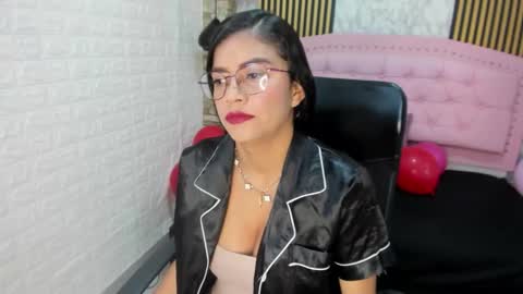aisha__cambell online show from 02.12.26
