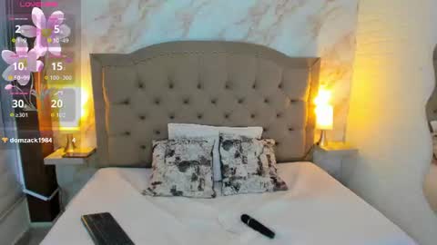 Snapshot of aisha__cambell chatting on 07.12.26 aisha__cambell online show from 07.12.26
