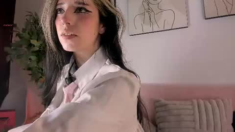 Aisha online show from 07.06.26