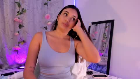 Aisha online show from 12.03.24