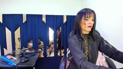 Aisha online show from 04.25.26