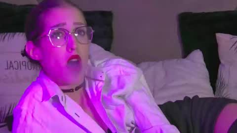 Snapshot of aisha_hummer chatting on 10.25.25 AishaHummer online show from 10.25.25