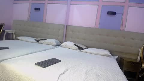 Aisha Noir online show from 09.13.25