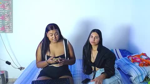 Snapshot of aisha_stacey0410 chatting on 11.11.25 aisha_stacey0410 online show from 11.11.25