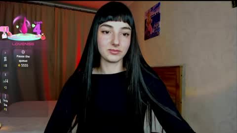 Aisha online show from 04.28.26