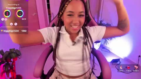 Aisha online show from 01.23.25