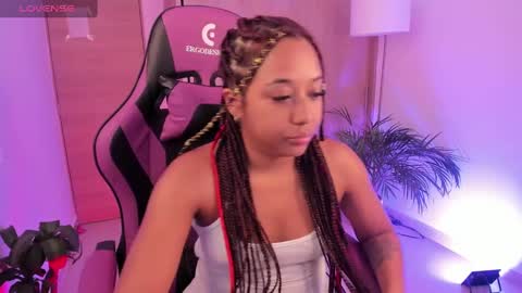 Aisha online show from 01.30.25