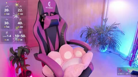 Aisha online show from 02.16.25