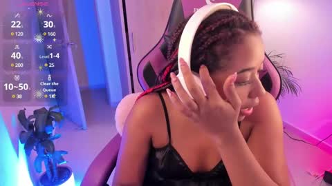 Aisha online show from 02.21.25