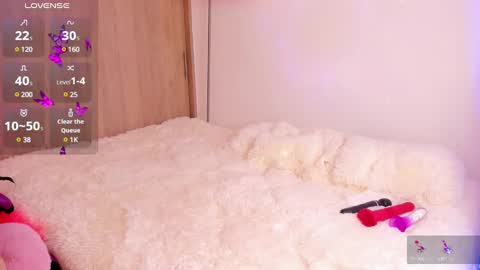 Aisha online show from 03.11.25