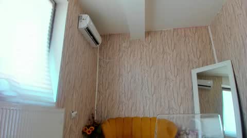 Aisha online show from 03.10.25