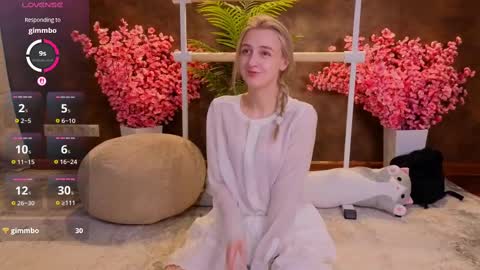 Snapshot of aishiro chatting on 02.19.25 aishiro online show from 02.19.25