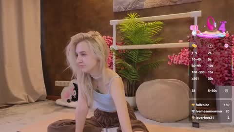 Snapshot of aishiro chatting on 03.03.25 aishiro online show from 03.03.25