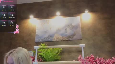 Snapshot of aishiro chatting on 03.11.25 aishiro online show from 03.11.25