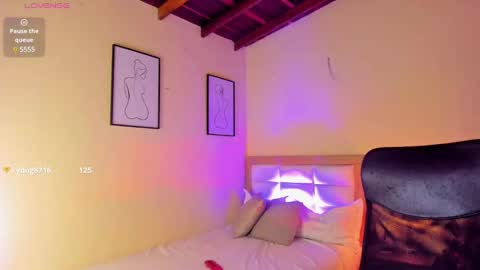 Aitana Brown online show from 01.12.25