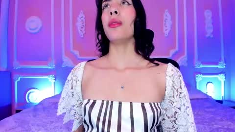 Snapshot of aitanajohns chatting on 11.05.25 Aitana online show from 11.05.25