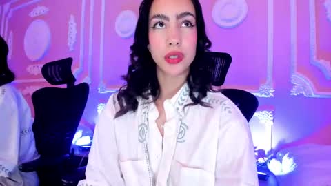 Snapshot of aitanajohns chatting on 11.07.25 Aitana online show from 11.07.25