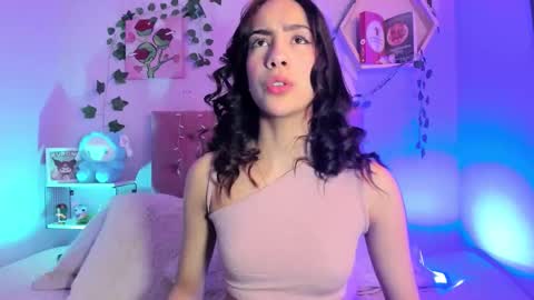 Snapshot of aitanajohns chatting on 11.14.25 Aitana online show from 11.14.25