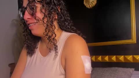 Aixa Burgos online show from 10.30.25