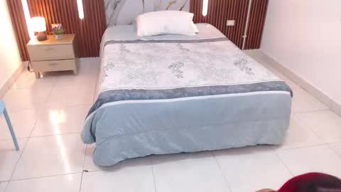 AIXA  online show from 09.18.25