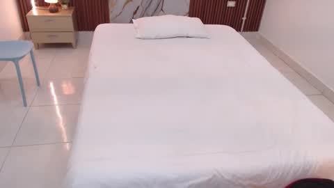 AIXA  online show from 09.27.25