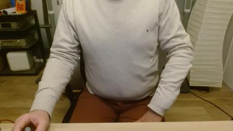 Snapshot of aixcited chatting on 01.12.26 aixcited online show from 01.12.26