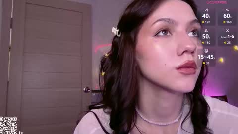 Snapshot of ak444sh11 chatting on 12.05.25 Kendall online show from 12.05.25