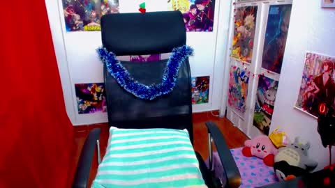 Snapshot of akai_krazna01 chatting on 12.31.24 Akai Kraz online show from 12.31.24