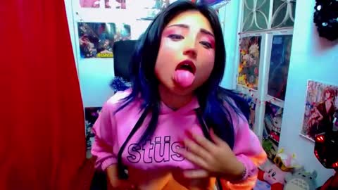 Snapshot of akai_krazna01 chatting on 01.17.25 Akai Kraz online show from 01.17.25